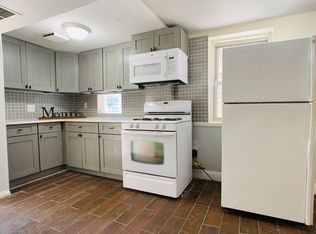2892 E 197th St #B, Bronx, NY 10461
