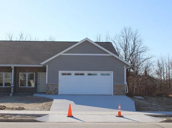 1789 Edgewood ROAD #10, Kewaskum, WI 53040