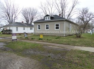 1410 N 8th St, Clinton, IN 47842