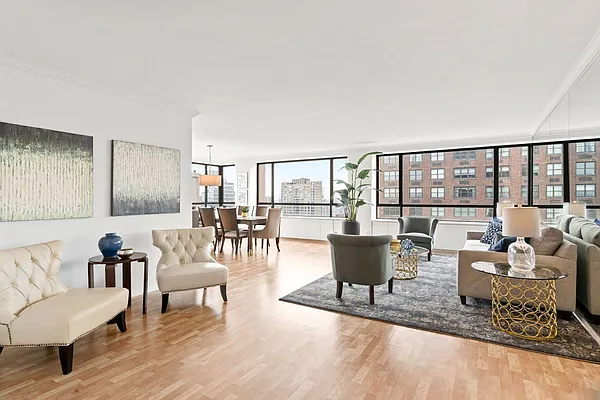 Sold by Compass | media 2