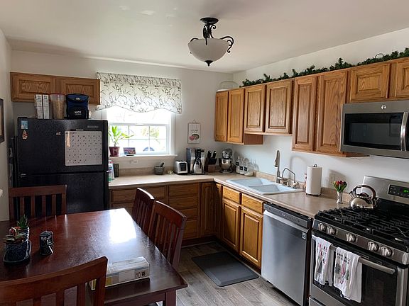 3rd image of 357 E Gregson Ave