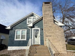 1635 Chestnut St, Quincy, IL 62301