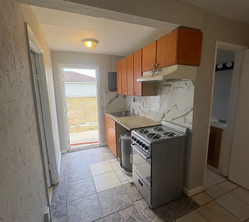 3308 Handy Ct #2