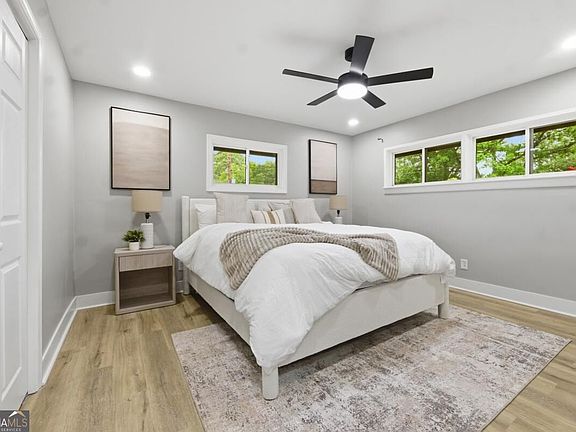 4th image of 3377 Wickham Dr