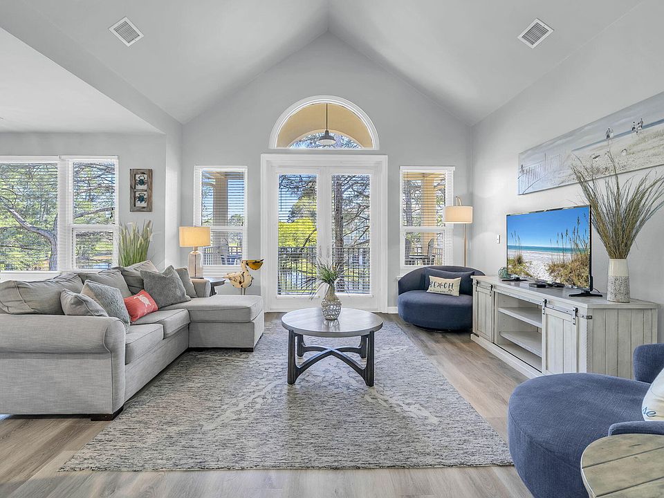 1st image of 8562 Turnberry Dr #8562