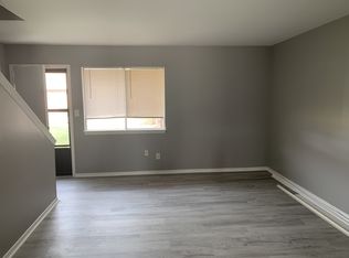 518 G St SE #F, Miami, OK 74354