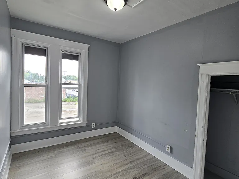 91 Pershing Ave #3 — Photo 7
