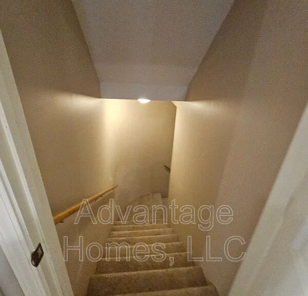 14117 Parkhill Ln — Photo 45