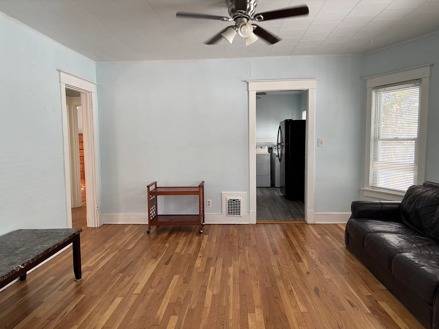 3 bed, $1,595 — Photo 4