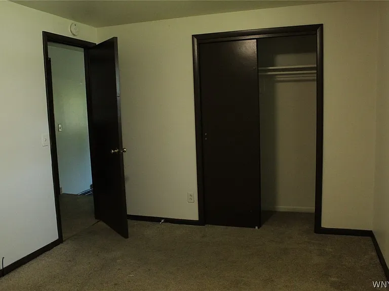 111 Sunshine Dr — Photo 6