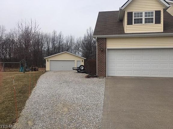 2nd image of 5932 Sandelwood Ave