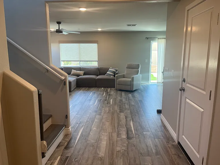 1007 Rockcress Ln — Photo 2