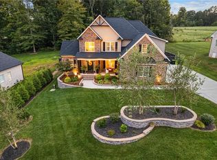 179 Pipers Rdg W, Winston Salem, NC 27127