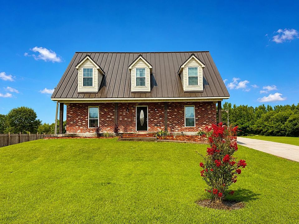 1st image of 461 Highridge Dr