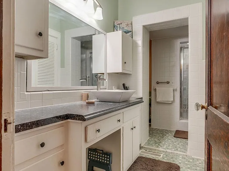 712 Haynes St — Photo 15