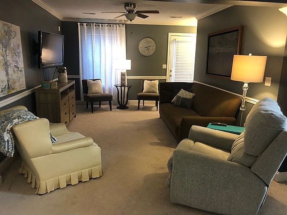 3rd image of 3958 Archibald Way
