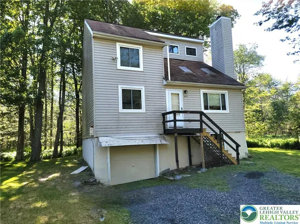 911 Granite Ter, Tobyhanna, PA 18466