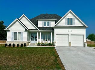 345 Marla Cres, Windsor, ON N8L1C1