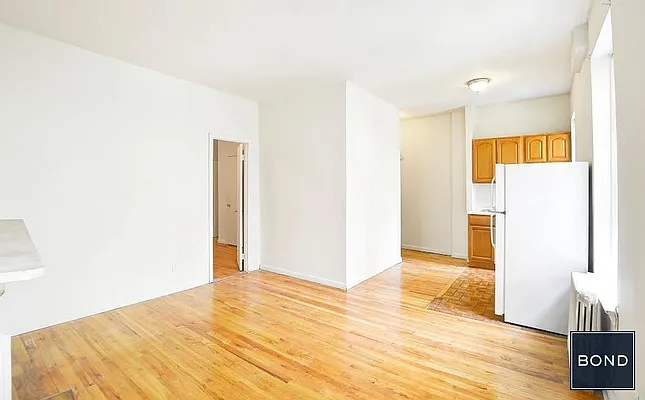 Rented by Bond New York | media 9