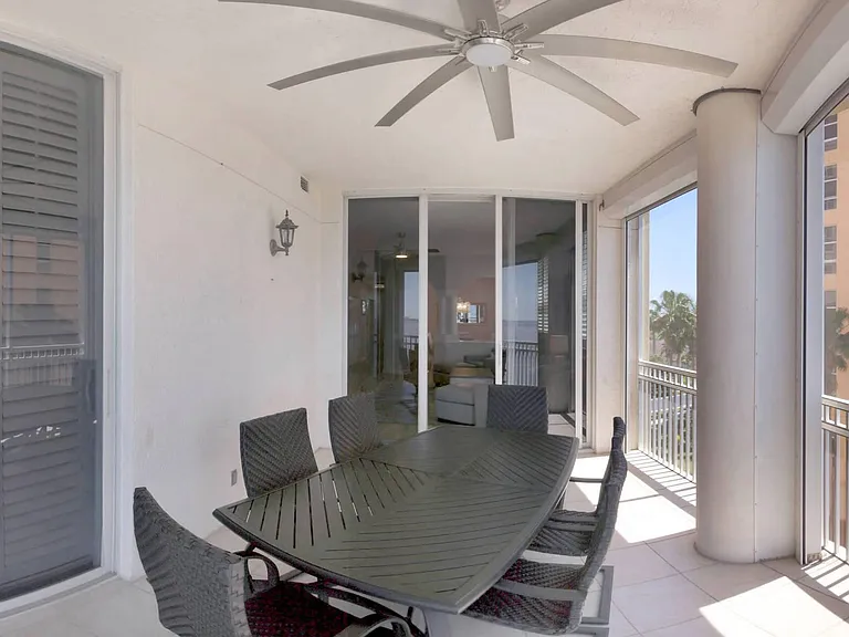 14200 Royal Harbour Ct — Photo 13
