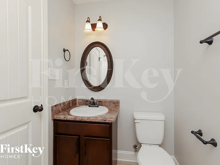 1145 Stillwood Dr — Photo 14