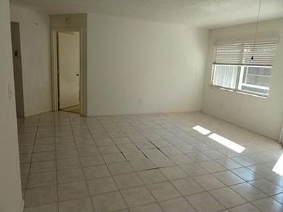 5th image of 2633 SE 21st Ct #103-C