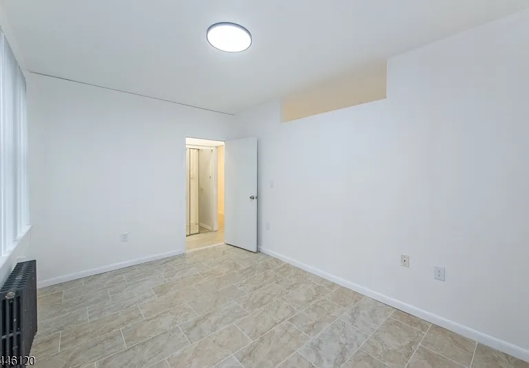 467 Valley St #1A — Photo 11