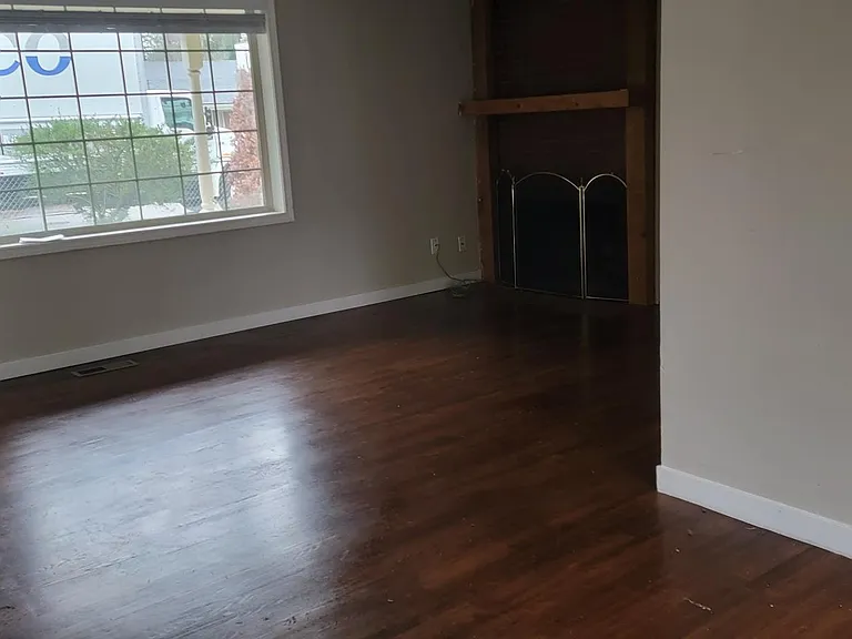 8615 John Dower Rd SW — Photo 12