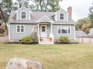 2 Sheridan Rd, Wilmington, MA 01887