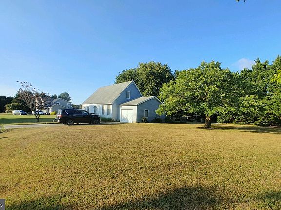 2nd image of 33513 Creekside Dr