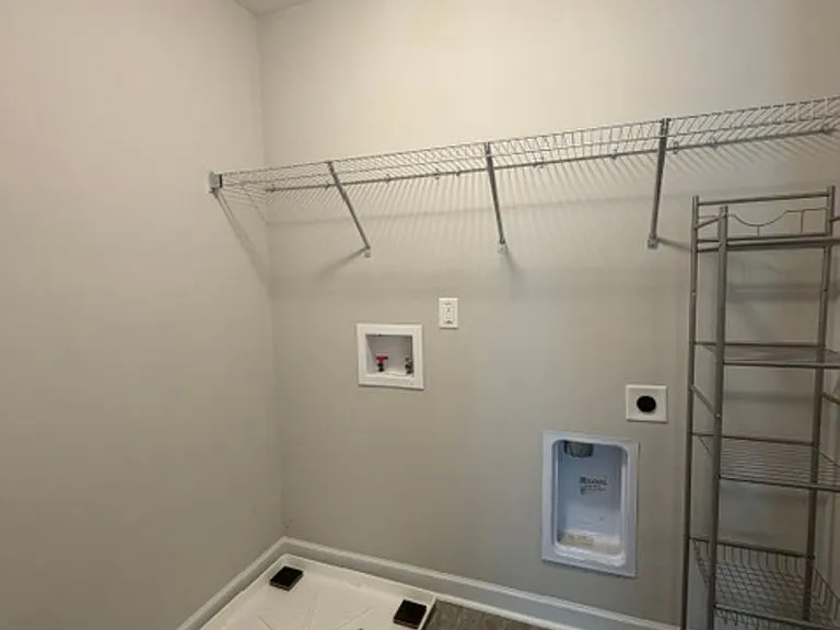 251 Melody Ln — Photo 10