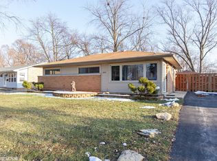 2947 Nottingham Ave, Markham, IL 60428