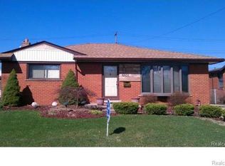 6851 Cronin Dr, Dearborn Heights, MI 48127