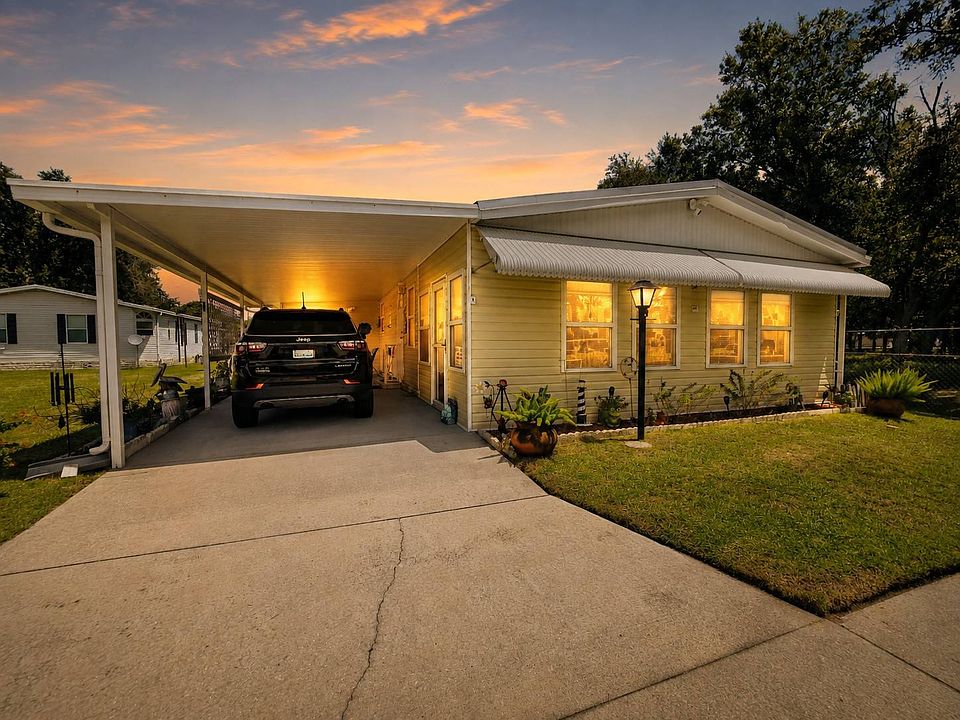 1st image of 903 Ridge Dr #122