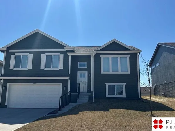 10821 Craig St, Omaha, NE 68142