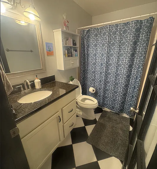 2155 S 14th Ave #10 — Photo 12