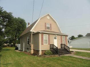 164 N Buckeye St, Bellevue, OH 44811