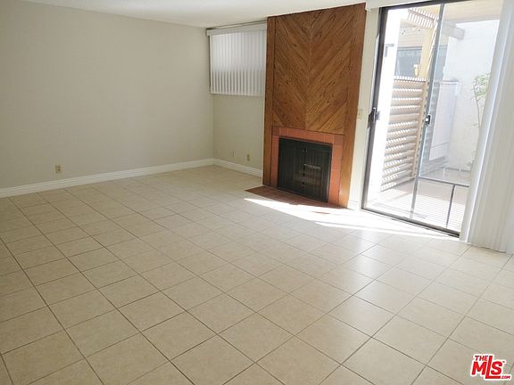 2nd image of 714 N Howard St APT B