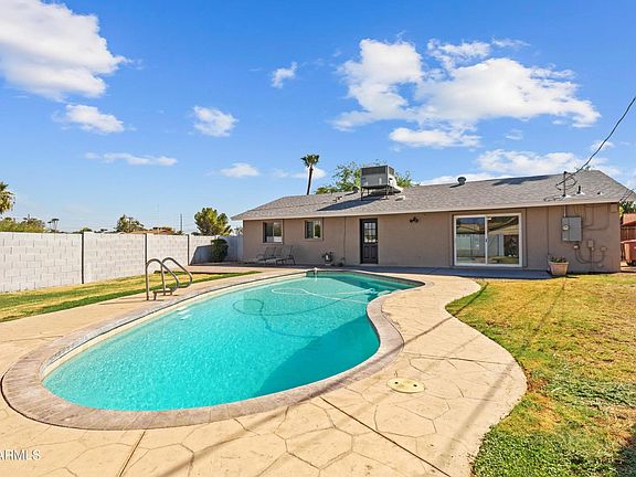 2nd image of 8648 E Palm Ln