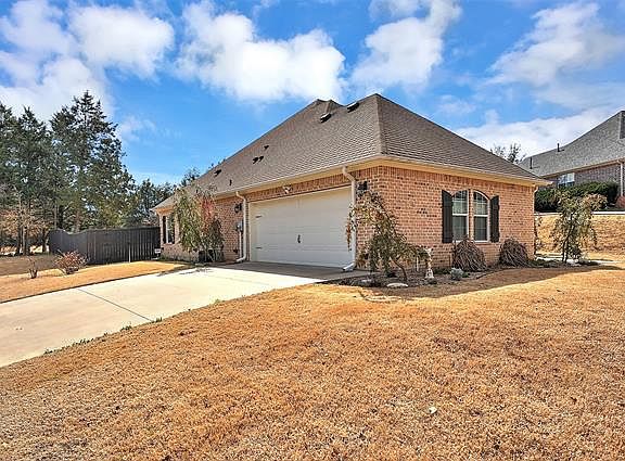 5th image of 4310 Peachtree Ln