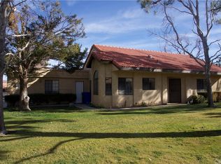 11673 Oak St, Apple Valley, CA 92308