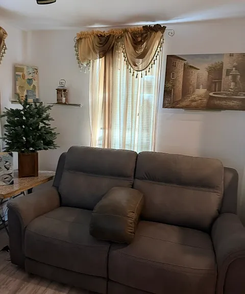 19 Orlando St #1 — Photo 3