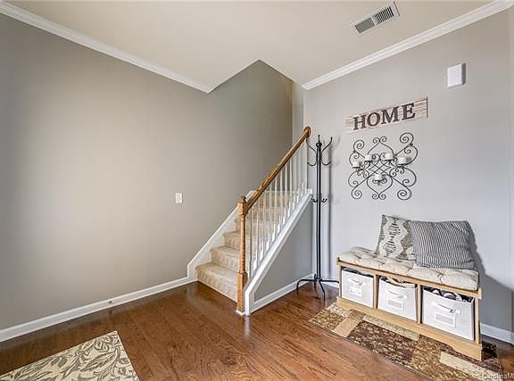2nd image of 2090 Newport Dr
