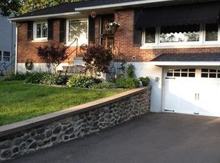 25 Phyllis Ave, Waterbury, CT 06708