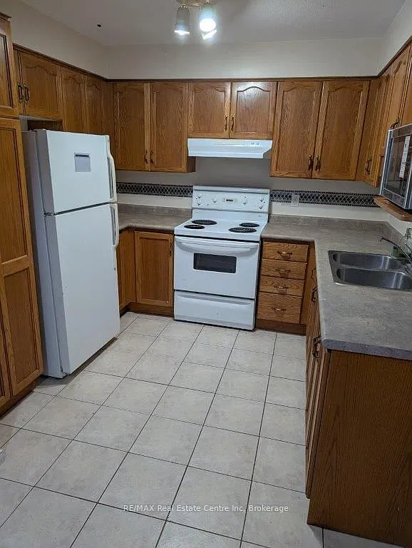 2 bed, $2,000 — Photo 2
