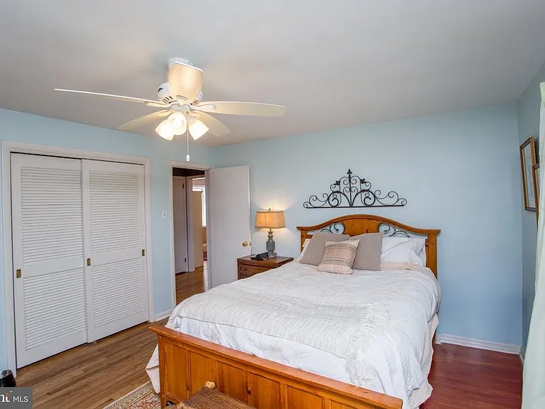 67 Townview Dr — Photo 28
