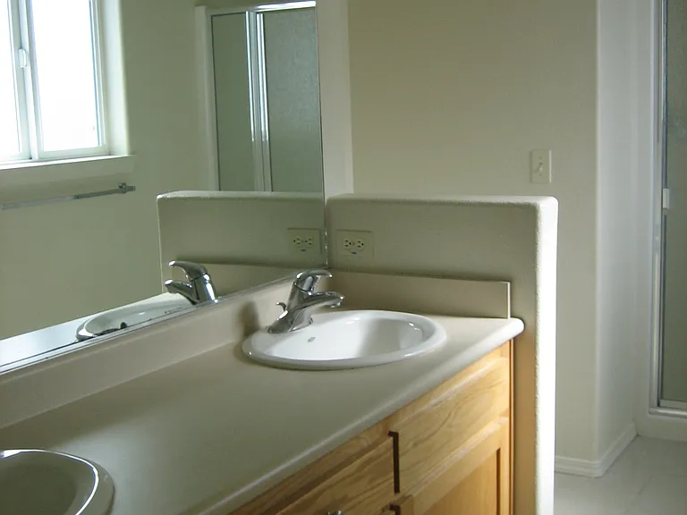 1719 Grant Rd — Photo 8