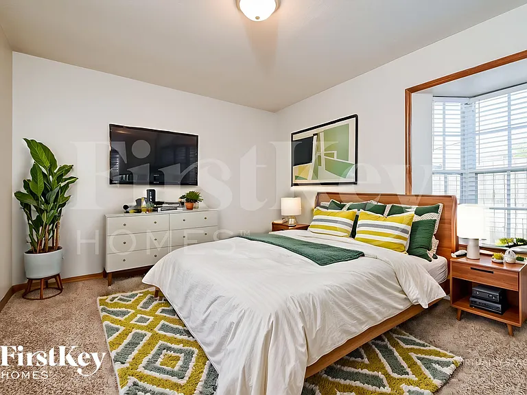 5349 Montserrat Dr — Photo 13