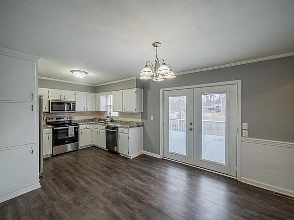5th image of 442 Whispering Oaks Loop