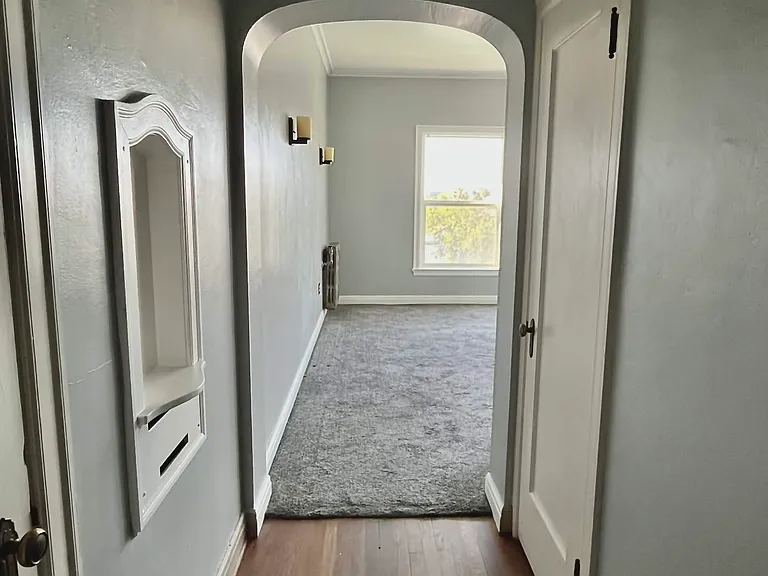 Eden Square Apartments — Photo 9